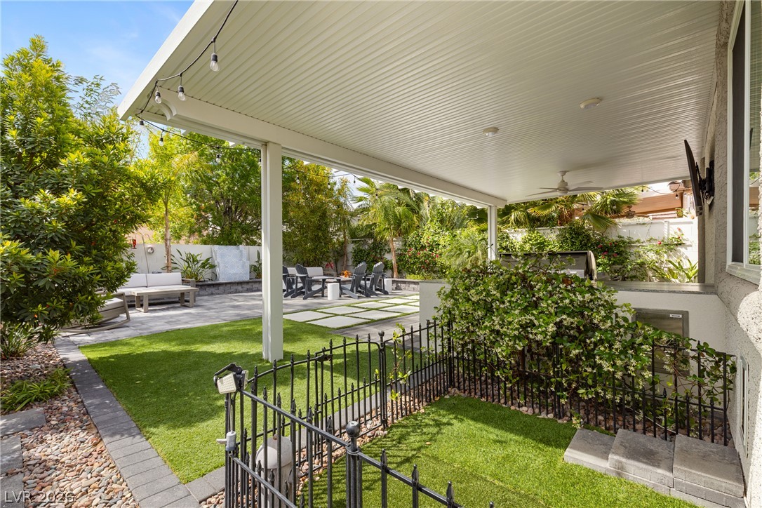 10341 Bentley Oaks Avenue Las Vegas NV 89135
