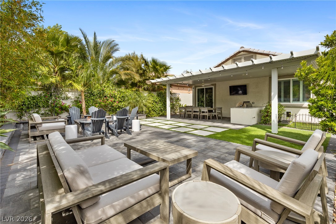 10341 Bentley Oaks Avenue Las Vegas NV 89135