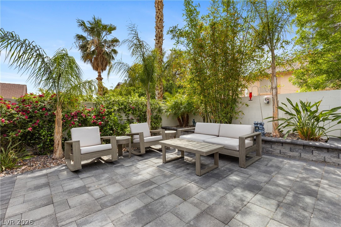10341 Bentley Oaks Avenue Las Vegas NV 89135