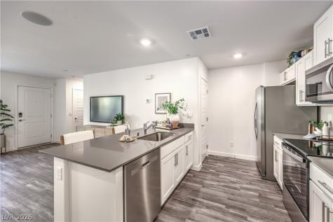9668 Horseshoe Canyon Street Las Vegas NV 89178