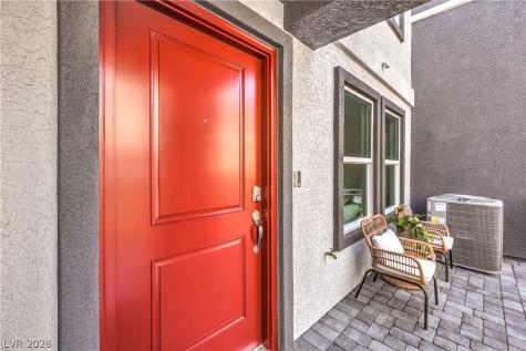 9668 Horseshoe Canyon Street Las Vegas NV 89178