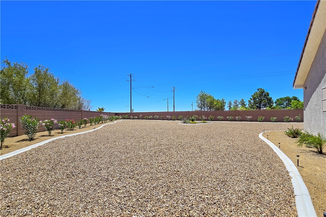 5471 Lincolnwood Court Pahrump NV 89061