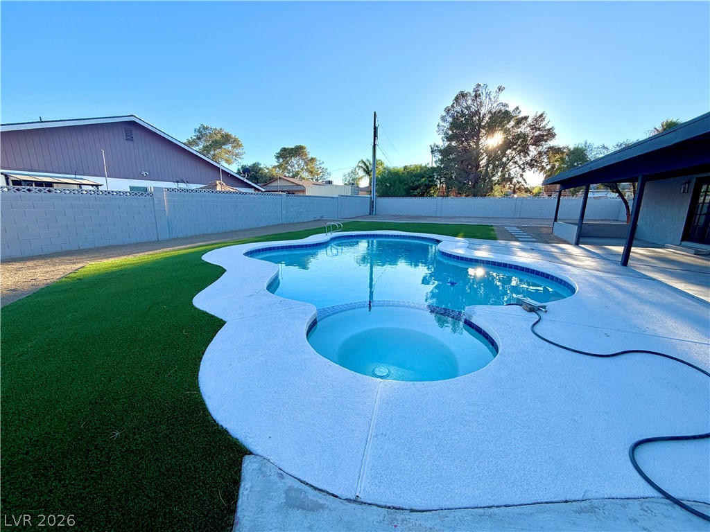 2755 South Torrey Pines Drive Las Vegas NV 89146