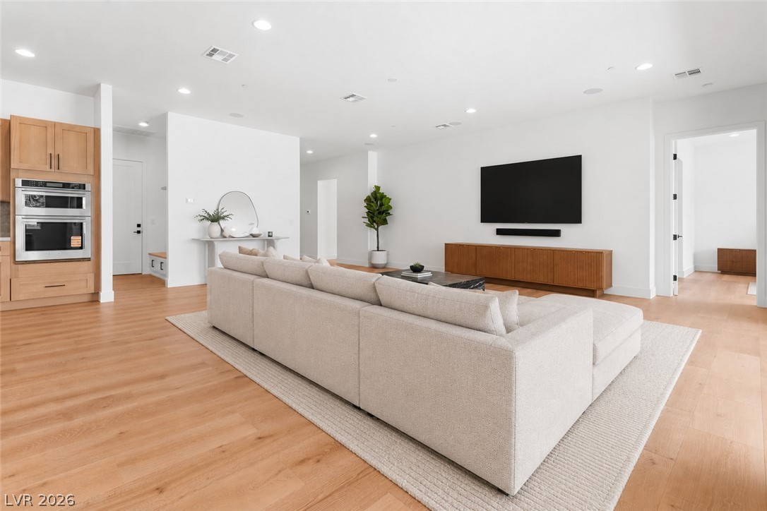 5632 Grizzly Summit Drive Las Vegas NV 89130