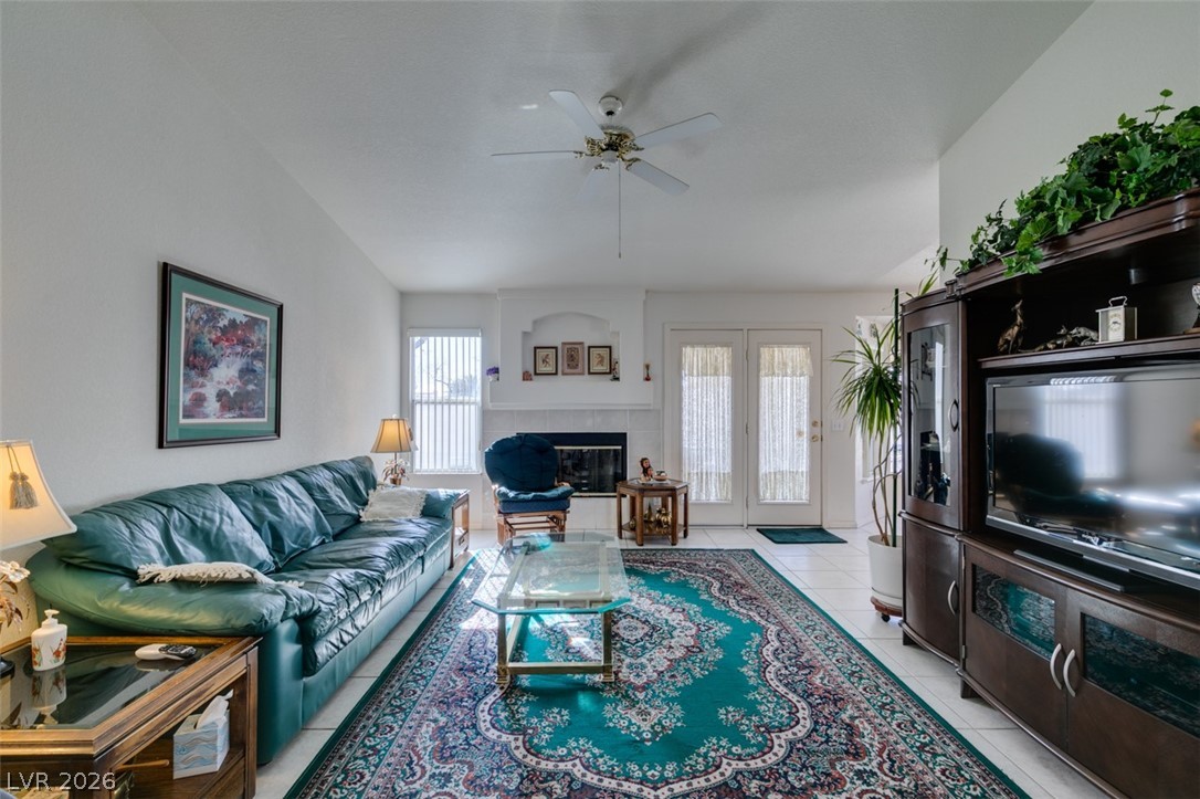8113 Tropic Isle Circle Las Vegas NV 89128