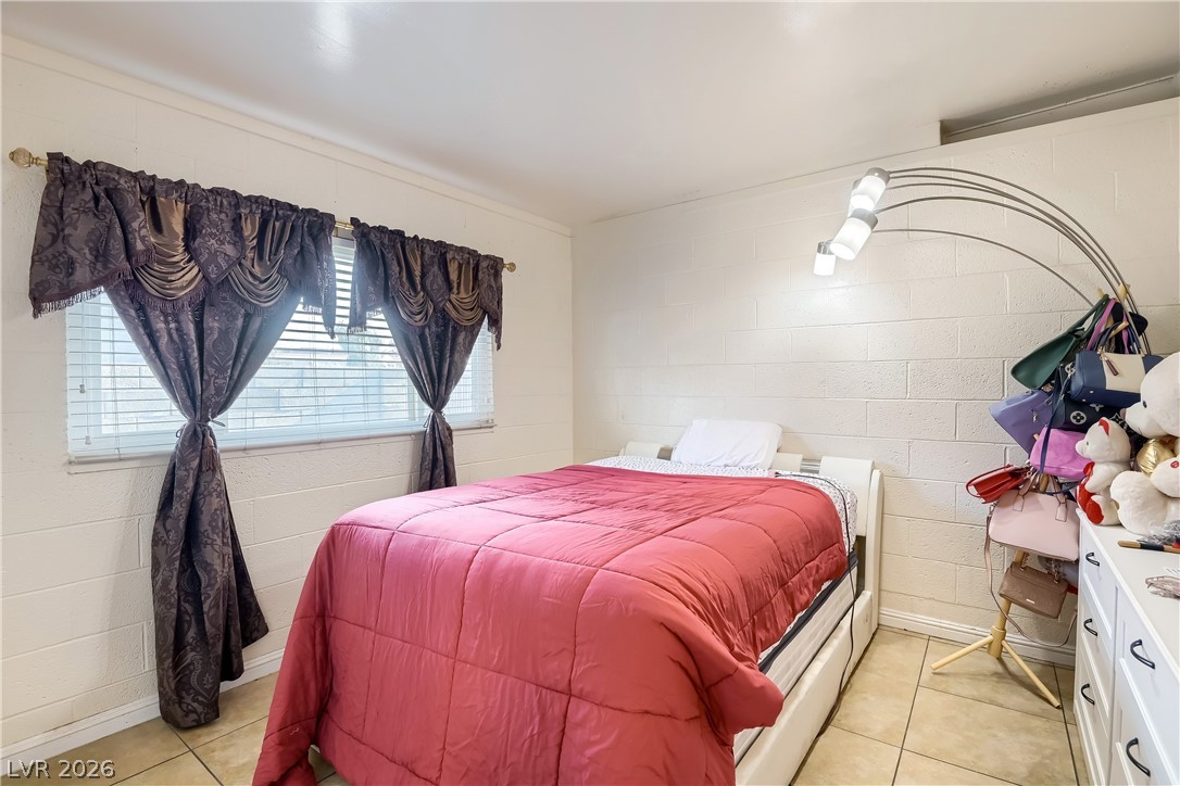2409 Maroney Avenue Las Vegas NV 89104