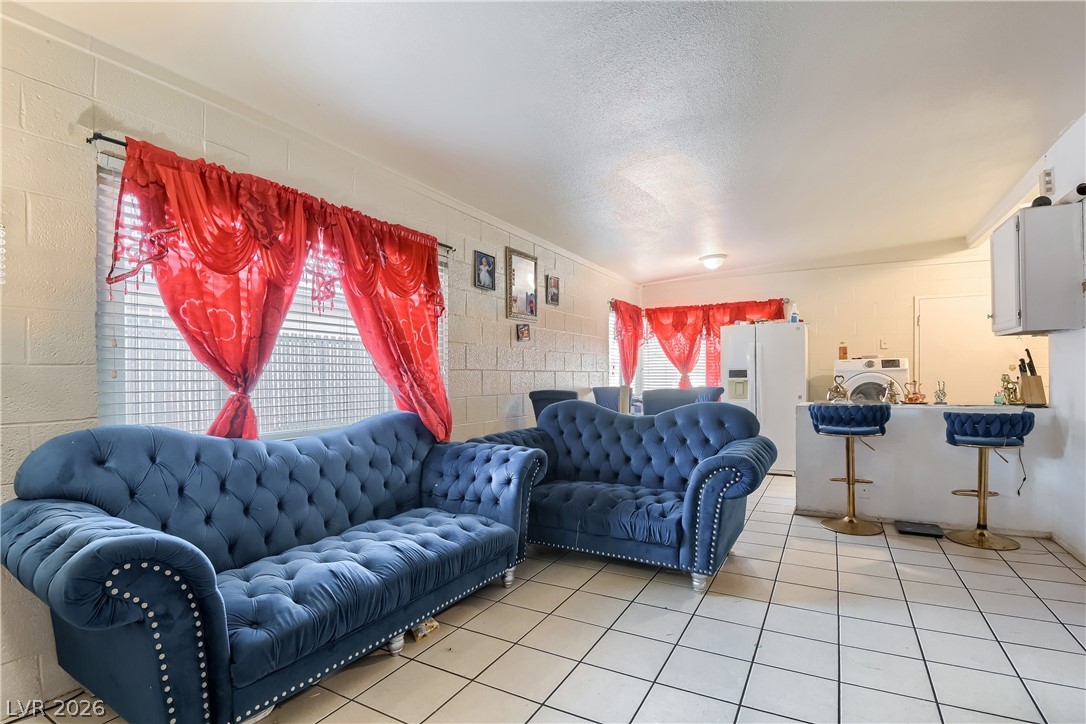 2409 Maroney Avenue Las Vegas NV 89104