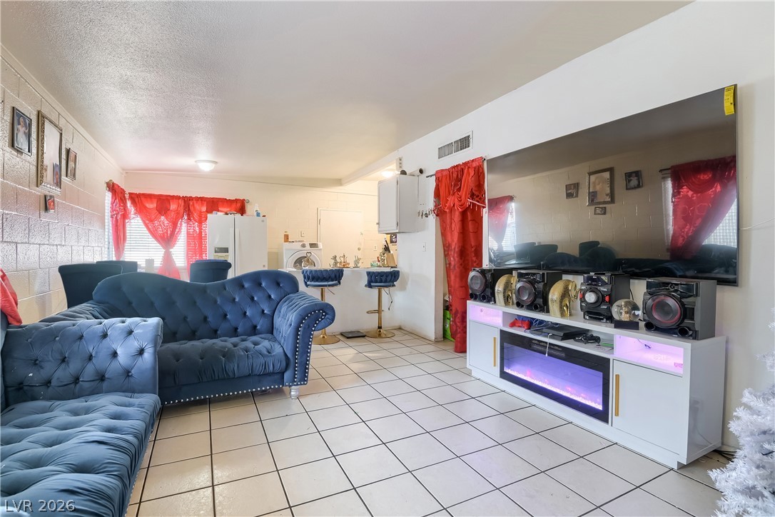 2409 Maroney Avenue Las Vegas NV 89104