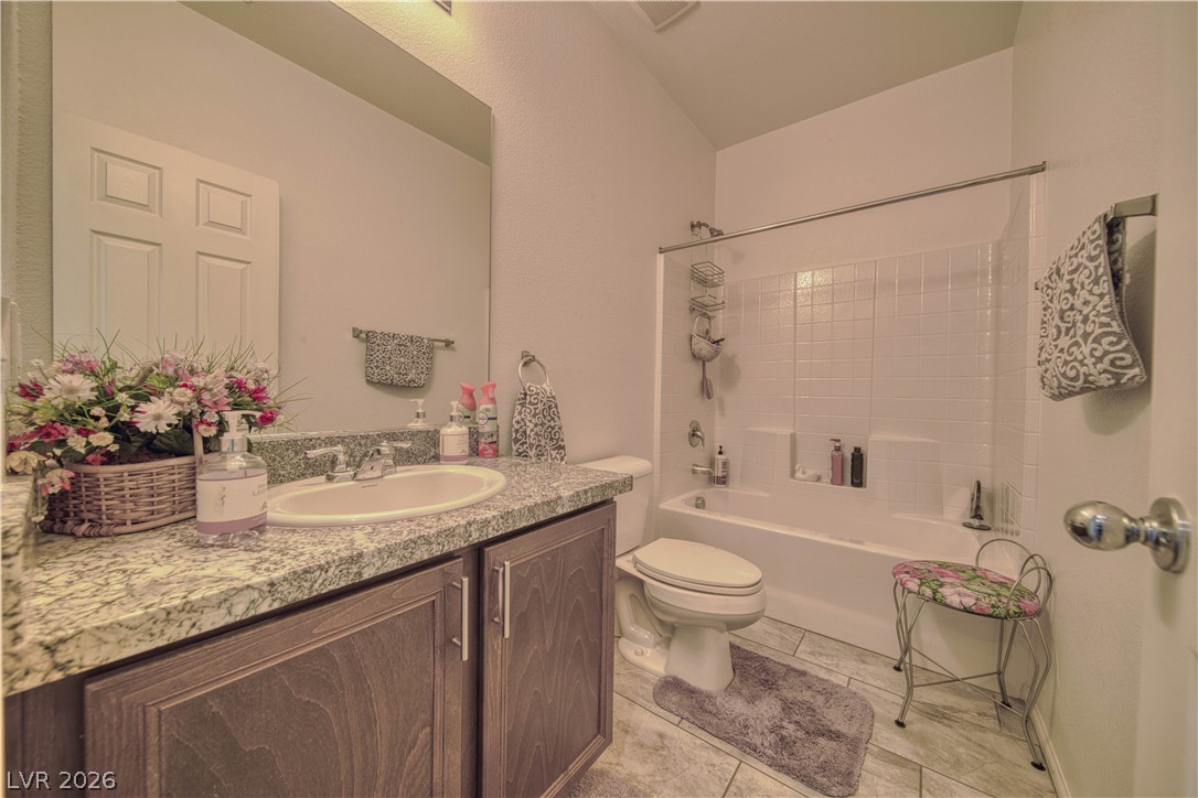 5562 South Chippewa Street Pahrump NV 89061