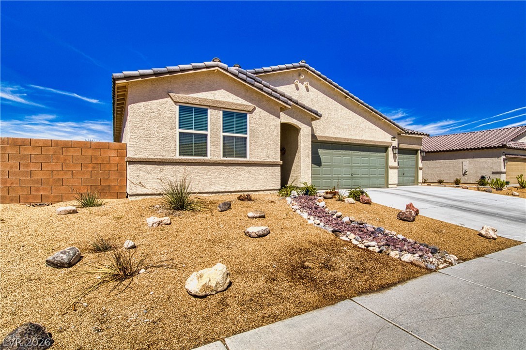 5562 South Chippewa Street Pahrump NV 89061