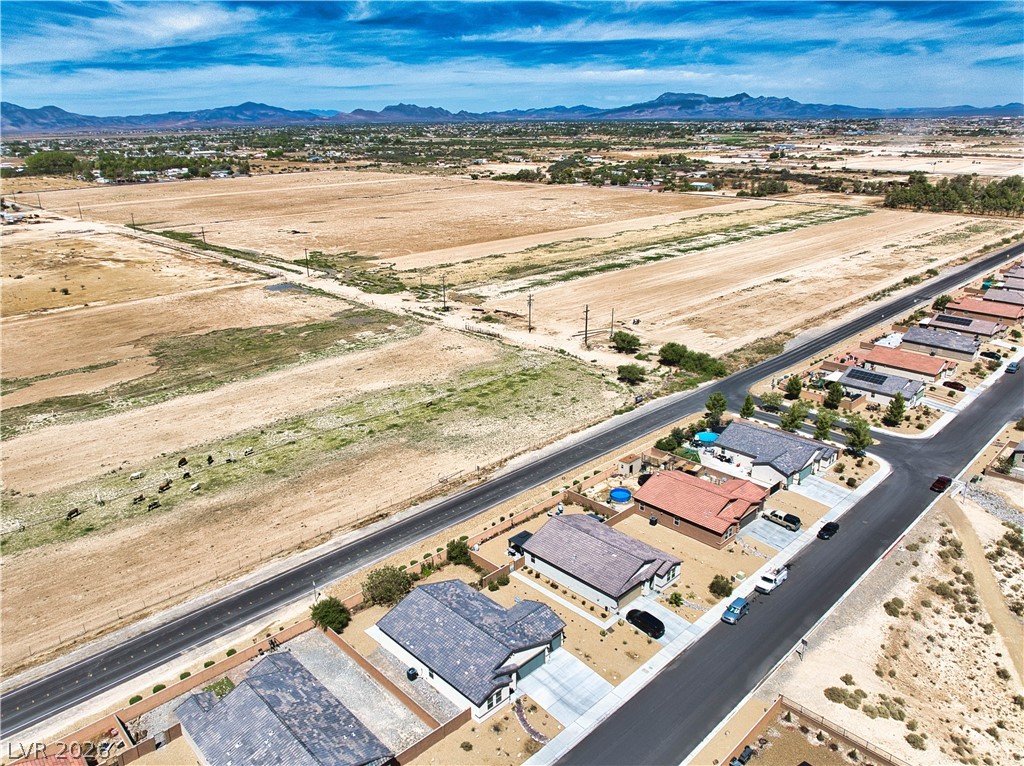 5562 South Chippewa Street Pahrump NV 89061
