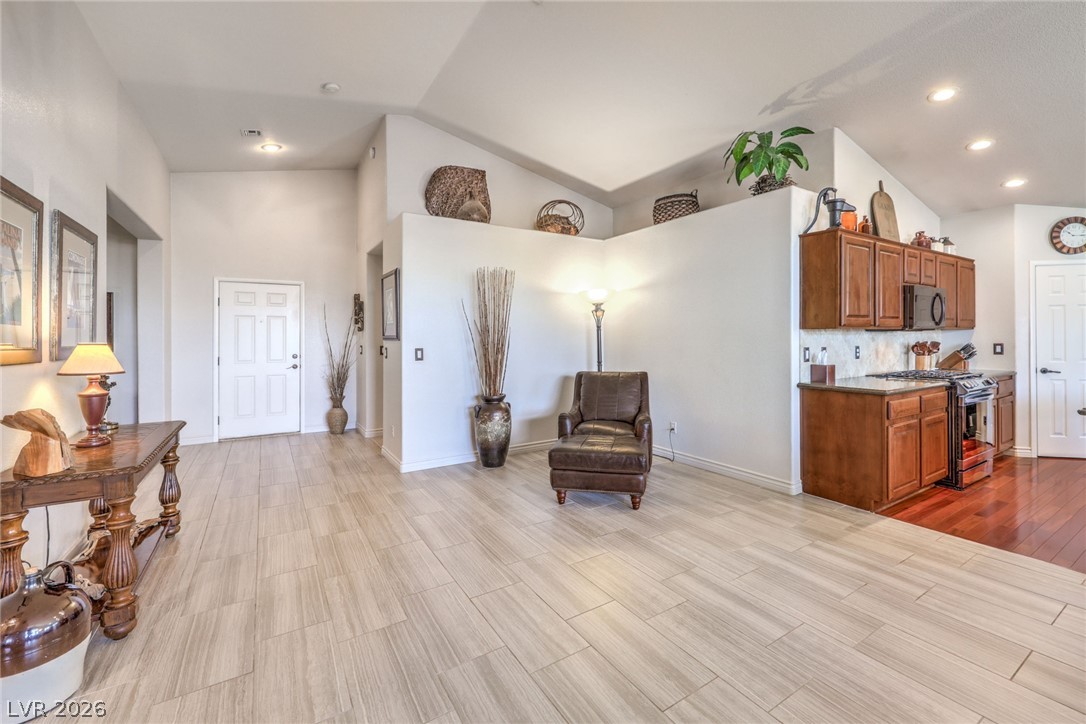 2131 Mountain Glow Avenue North Las Vegas NV 89031