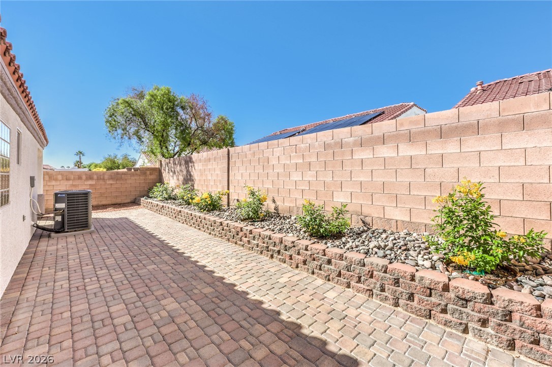 2131 Mountain Glow Avenue North Las Vegas NV 89031