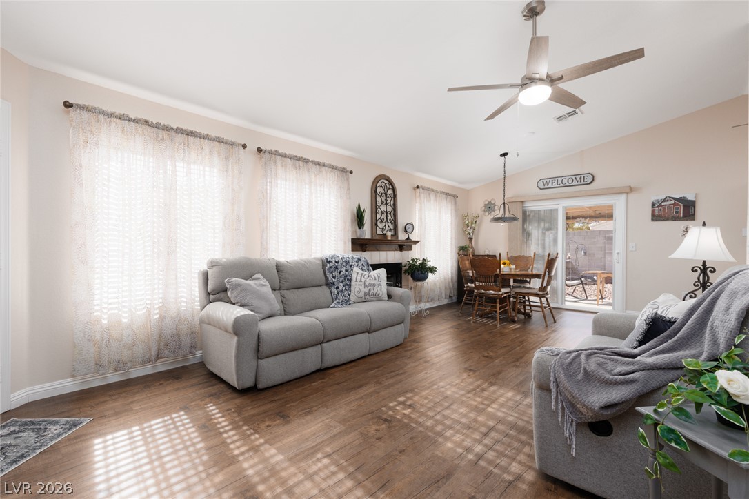 8301 Hydra Lane Las Vegas NV 89128