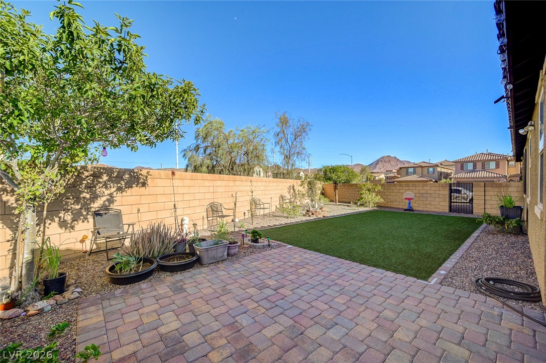 978 Spiracle Avenue Henderson NV 89002