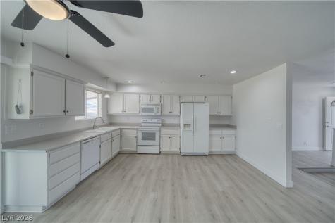 851 Lone Pine Road Pahrump NV 89048