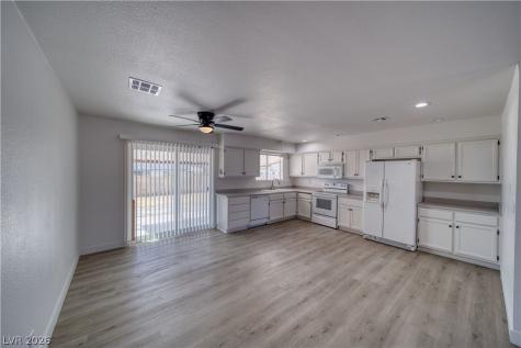 851 Lone Pine Road Pahrump NV 89048
