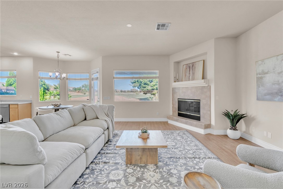3730 Kemper Lakes Street Las Vegas NV 89122