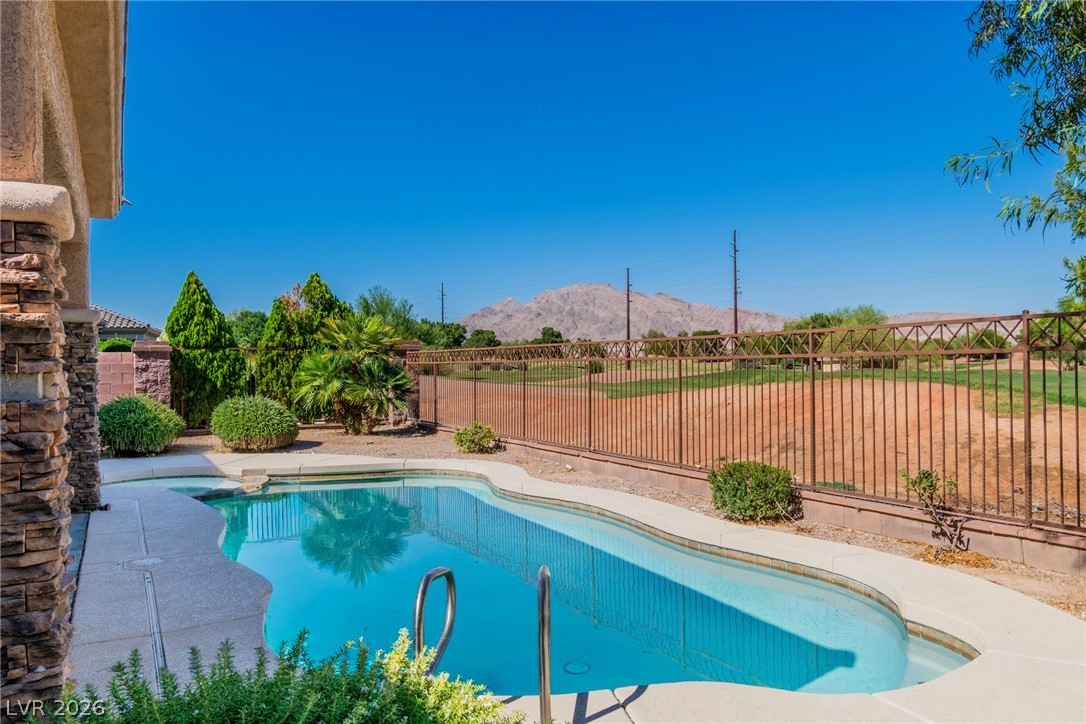 3730 Kemper Lakes Street Las Vegas NV 89122