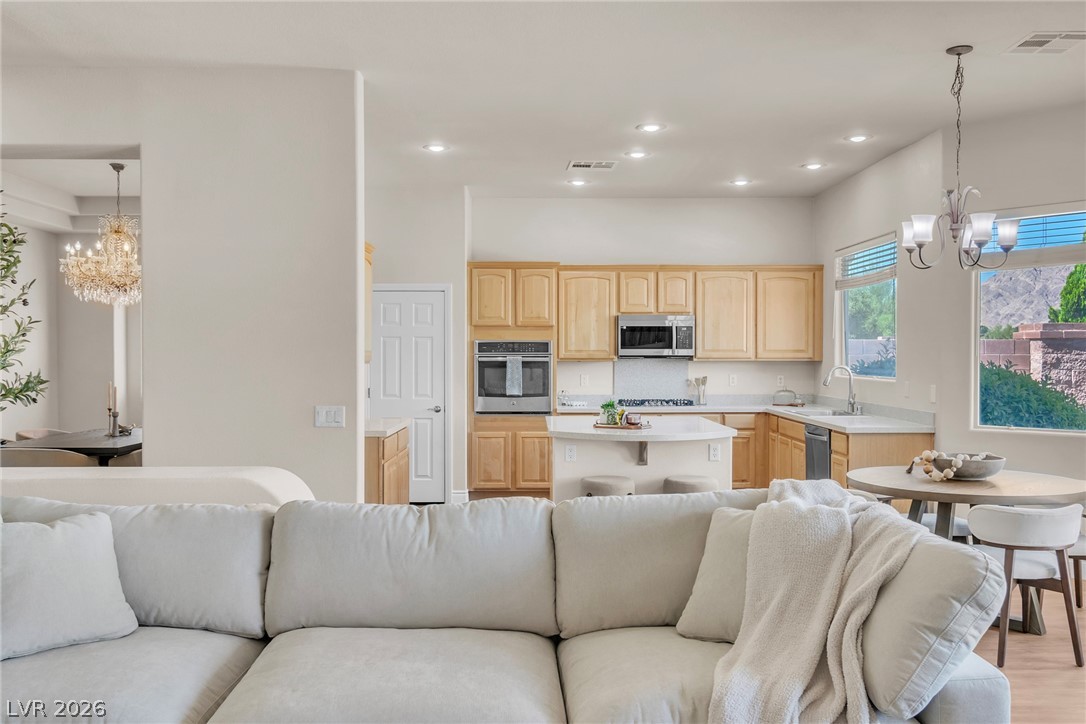 3730 Kemper Lakes Street Las Vegas NV 89122