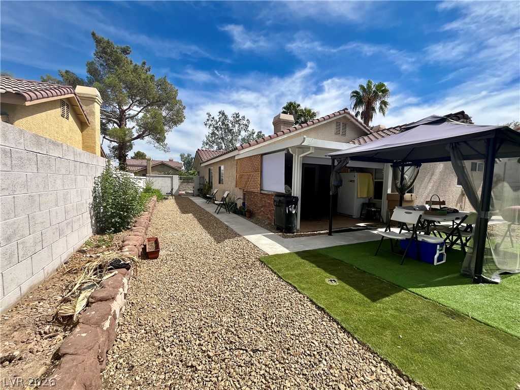 15 Rue Des Champs Henderson NV 89074