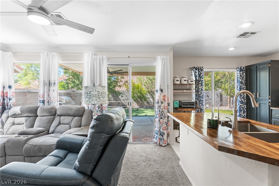 2444 Avenida Flores Henderson NV 89074