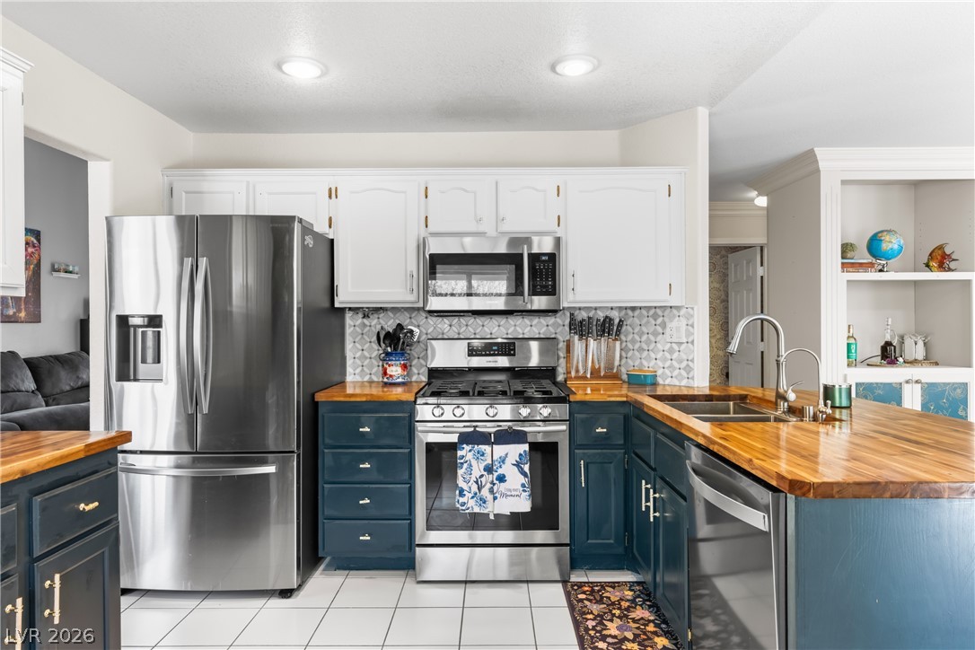 2444 Avenida Flores Henderson NV 89074