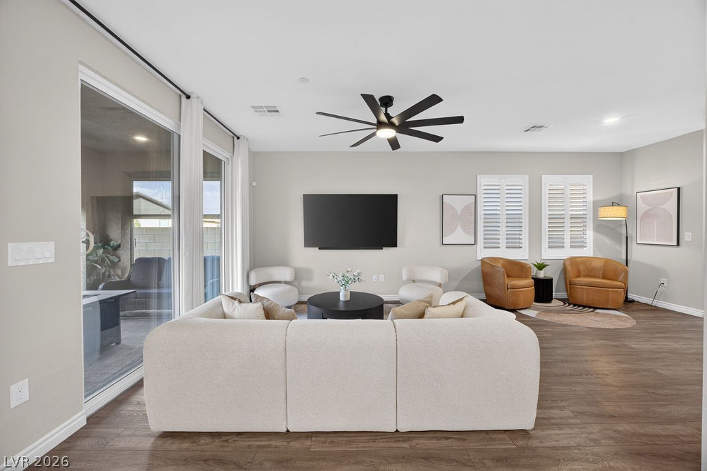 8854 Mountain Lion Avenue Las Vegas NV 89166