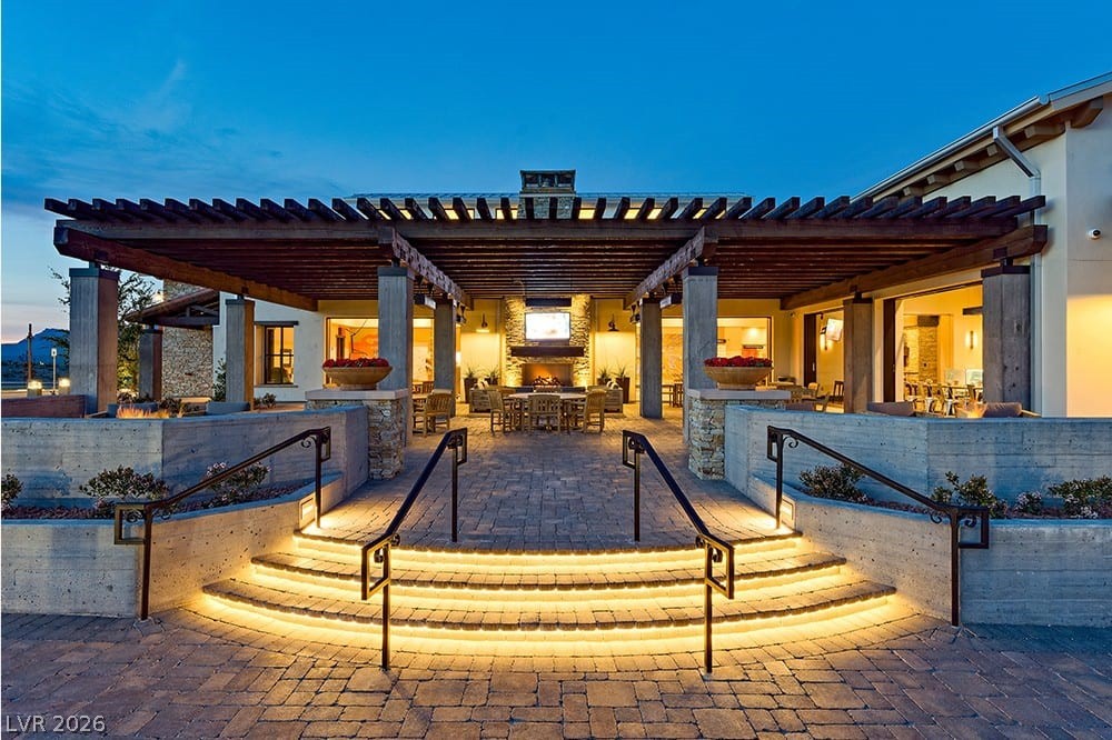 8854 Mountain Lion Avenue Las Vegas NV 89166