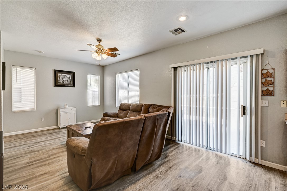 2538 Olay Street Las Vegas NV 89142