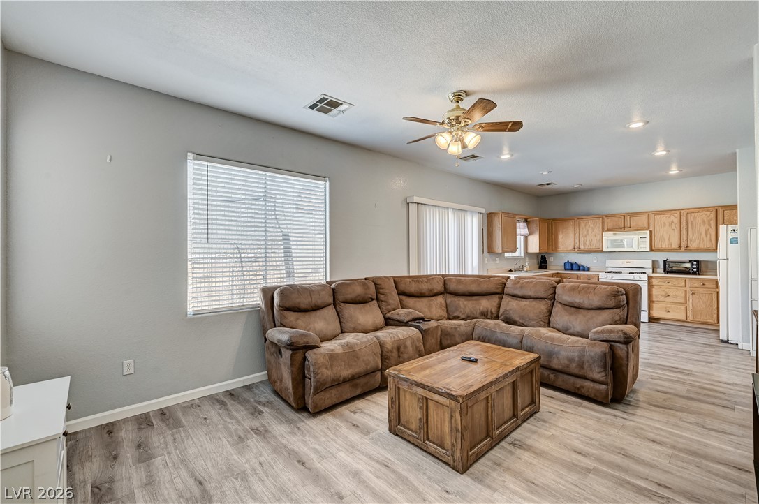 2538 Olay Street Las Vegas NV 89142