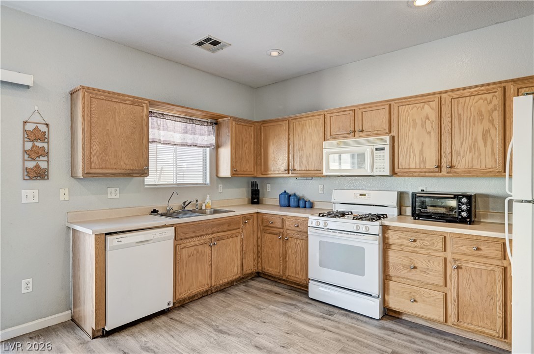 2538 Olay Street Las Vegas NV 89142
