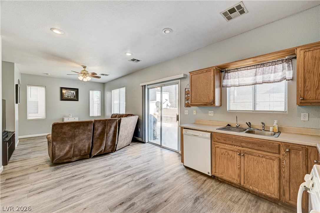 2538 Olay Street Las Vegas NV 89142