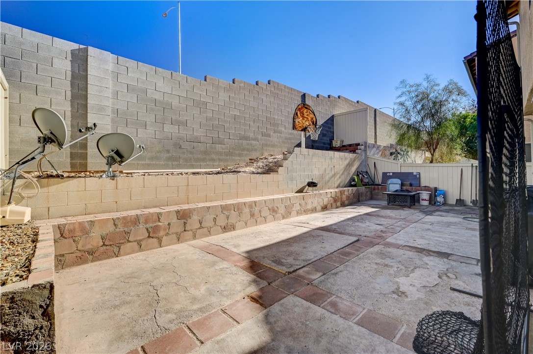2538 Olay Street Las Vegas NV 89142