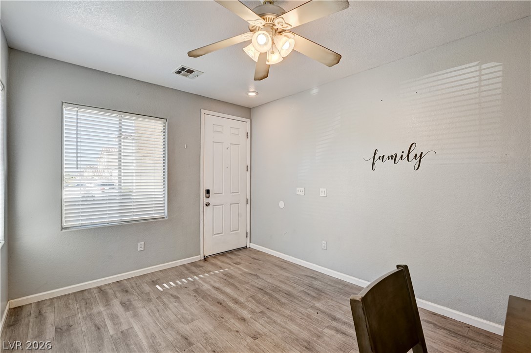 2538 Olay Street Las Vegas NV 89142