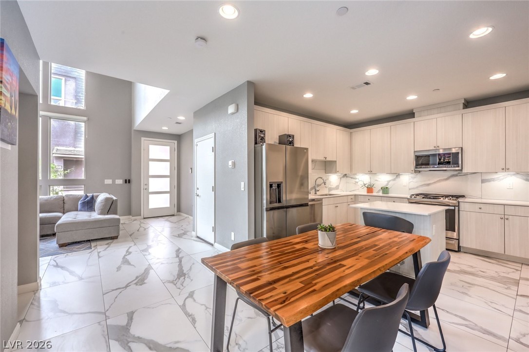 660 Tranquil Jade Street Las Vegas NV 89138