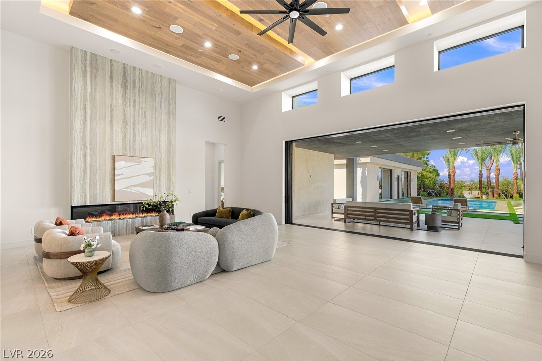 3590 Happy Lane Las Vegas NV 89120