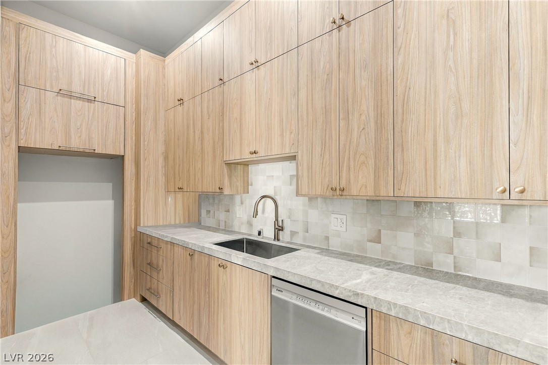 3590 Happy Lane Las Vegas NV 89120