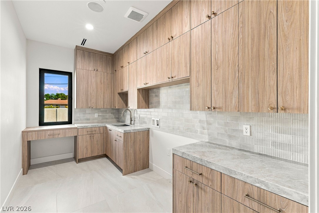 3590 Happy Lane Las Vegas NV 89120