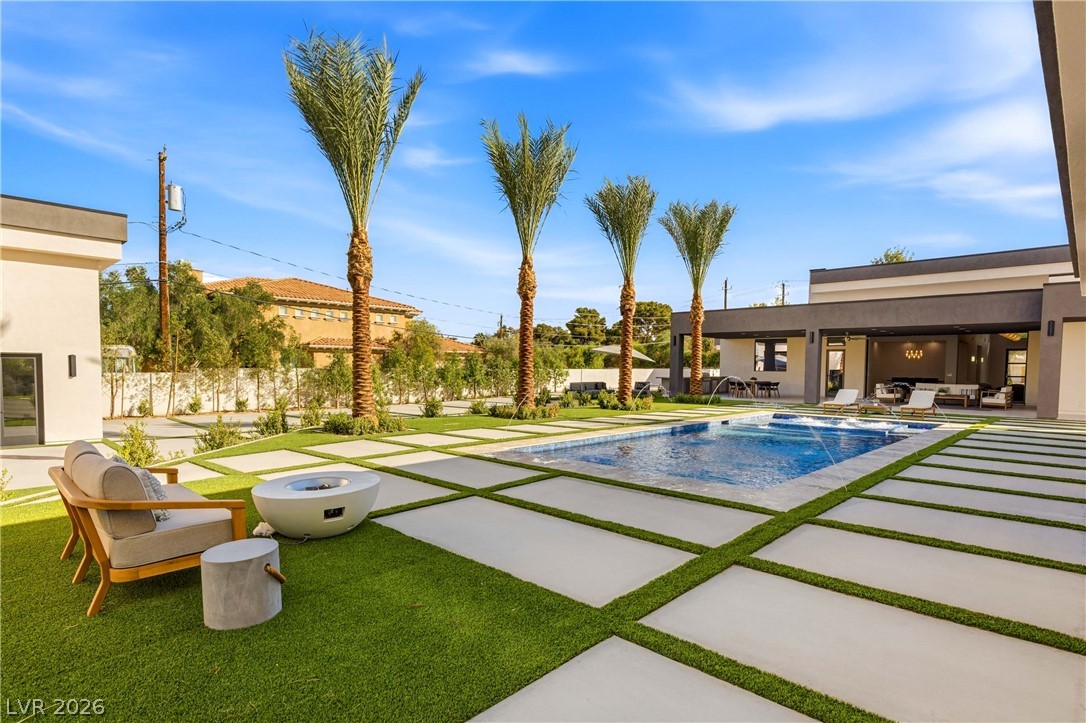 3590 Happy Lane Las Vegas NV 89120
