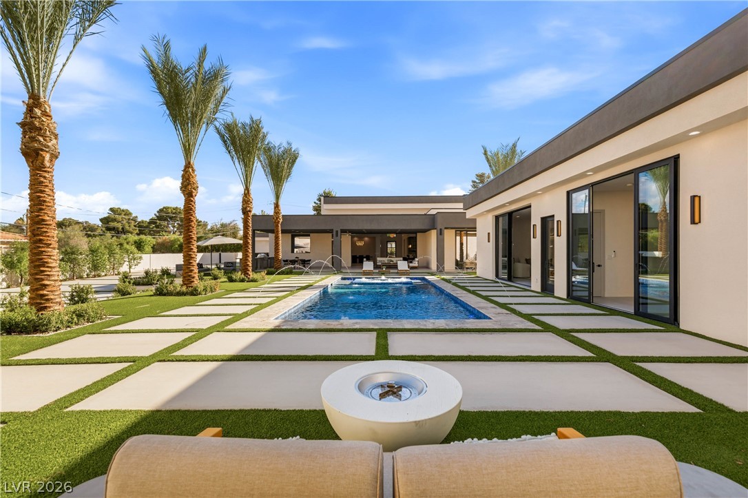 3590 Happy Lane Las Vegas NV 89120
