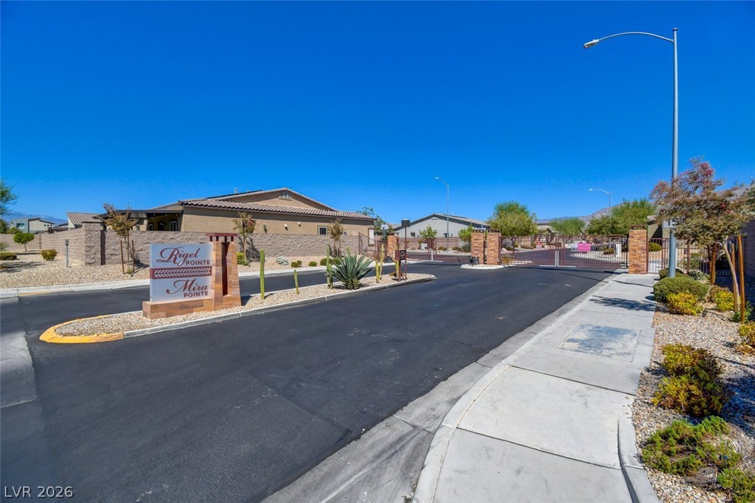 7526 Crested Moon Street North Las Vegas NV 89084