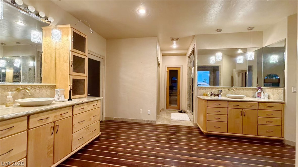8101 Moonstone Circle Las Vegas NV 89128