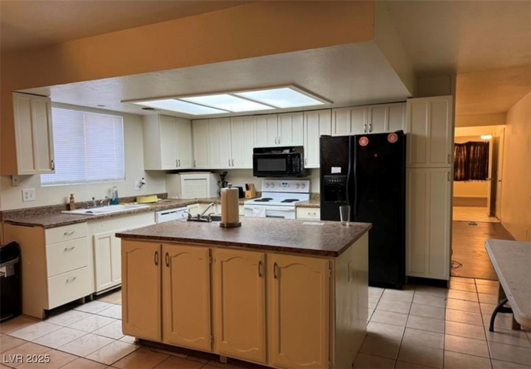 4214 East Baltimore Avenue Las Vegas NV 89104