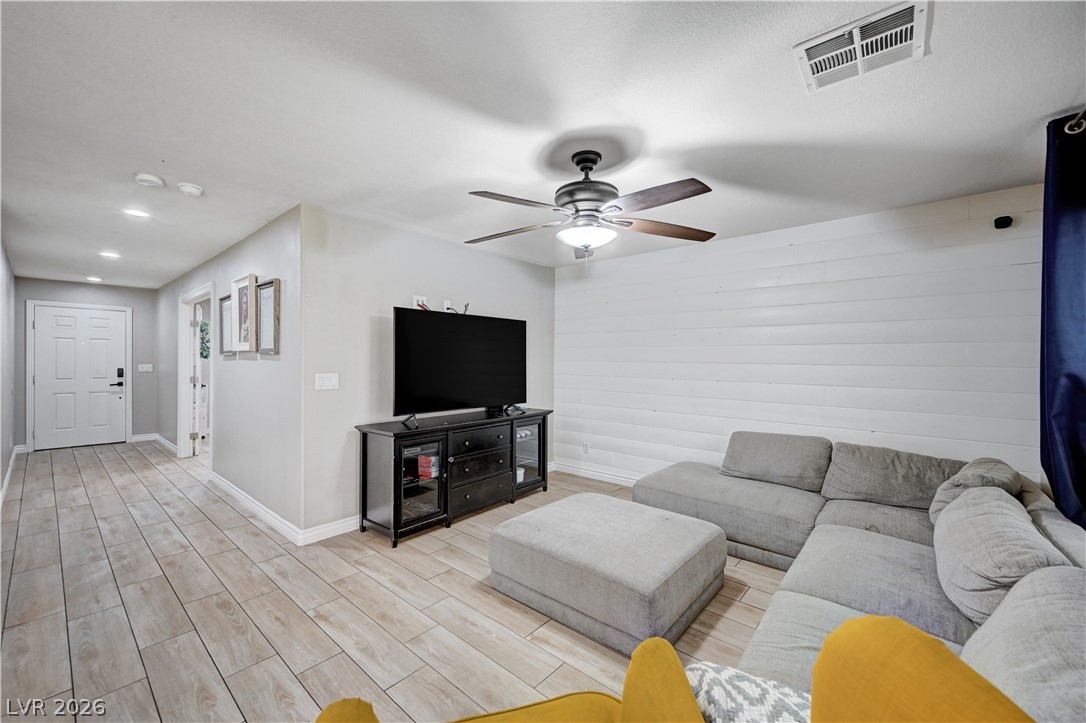 197 Kings Canyon Court Henderson NV 89012