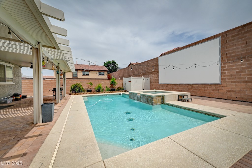 1218 Highbury Grove Street Henderson NV 89002