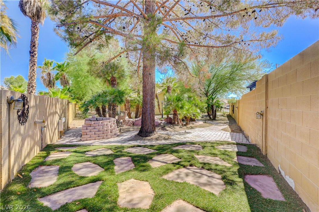 6156 Osaka Court Las Vegas NV 89110