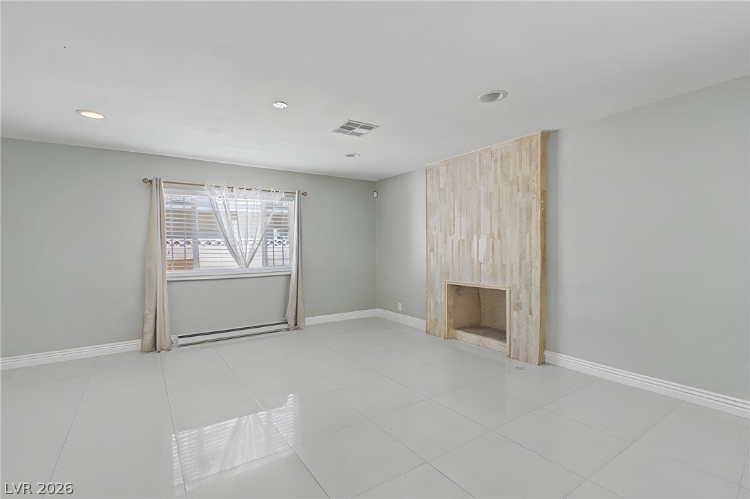713 Vincent Way Las Vegas NV 89145