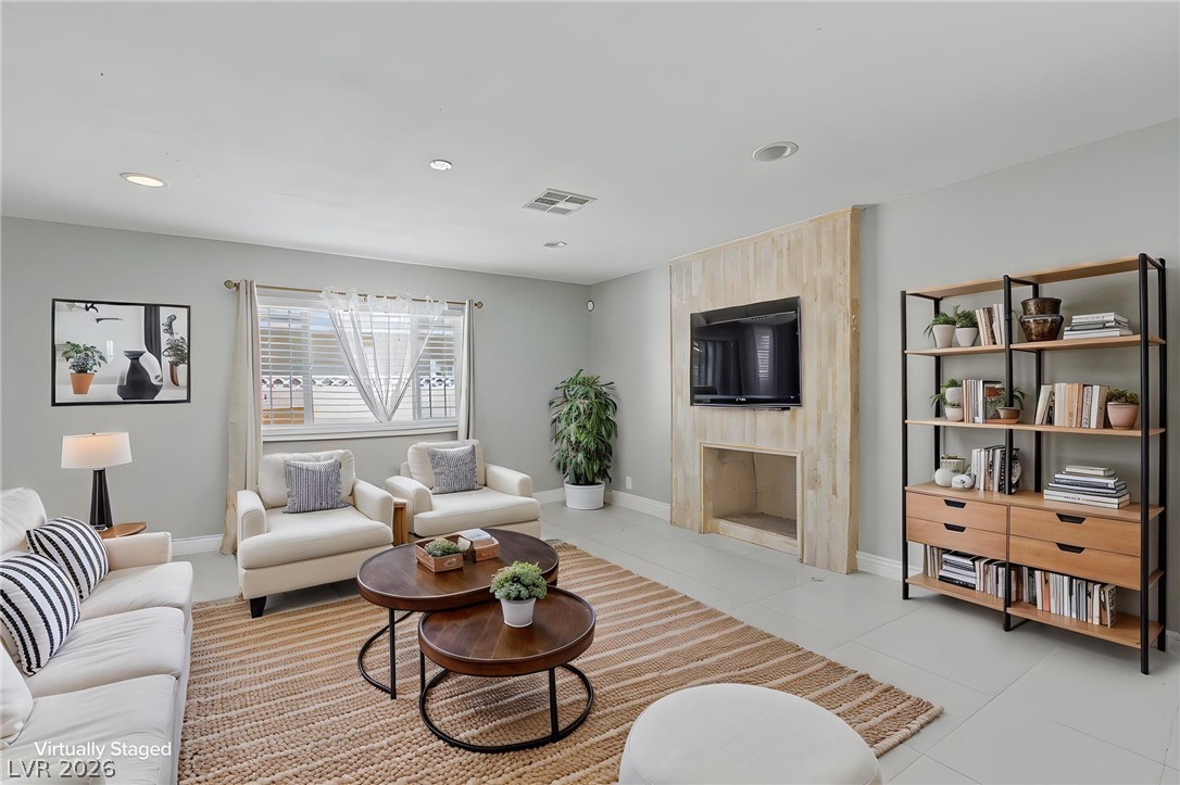 713 Vincent Way Las Vegas NV 89145