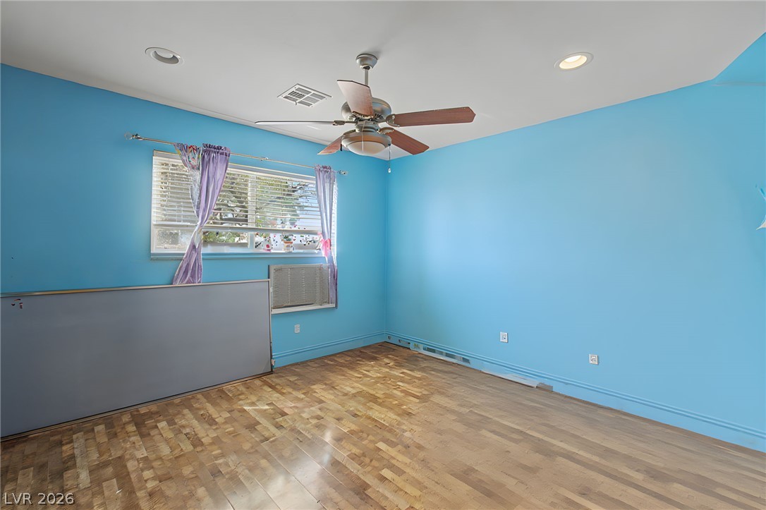 713 Vincent Way Las Vegas NV 89145